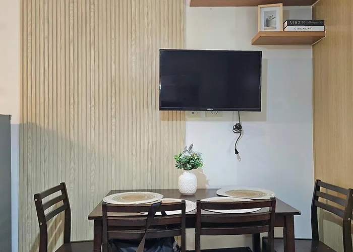 Cozy Fully Furnished 1br Near Bgc & Airport Apartment Manila