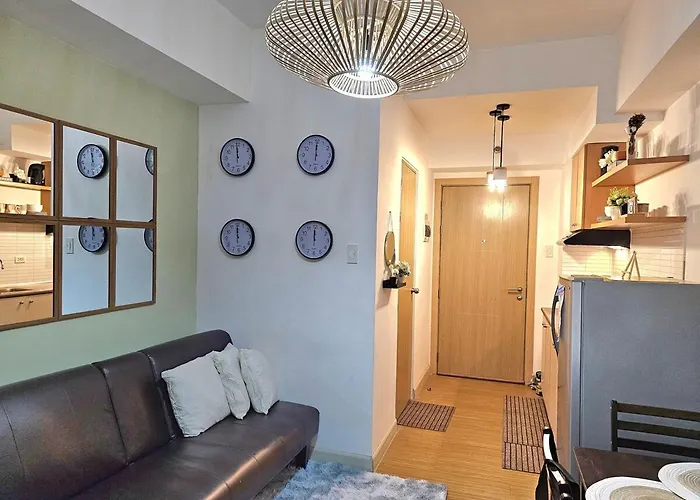 Cozy Fully Furnished 1br Near Bgc & Airport Apartment Manila