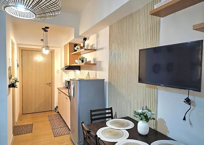 Cozy Fully Furnished 1br Near Bgc & Airport Manila