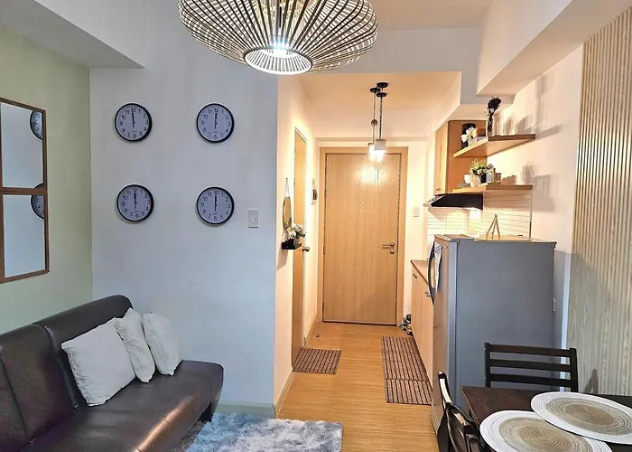 Apartment Cozy Fully Furnished 1br Near Bgc & Airport *